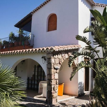 Los Flamingos Bed & Breakfast La Maddalena  Екстериор снимка