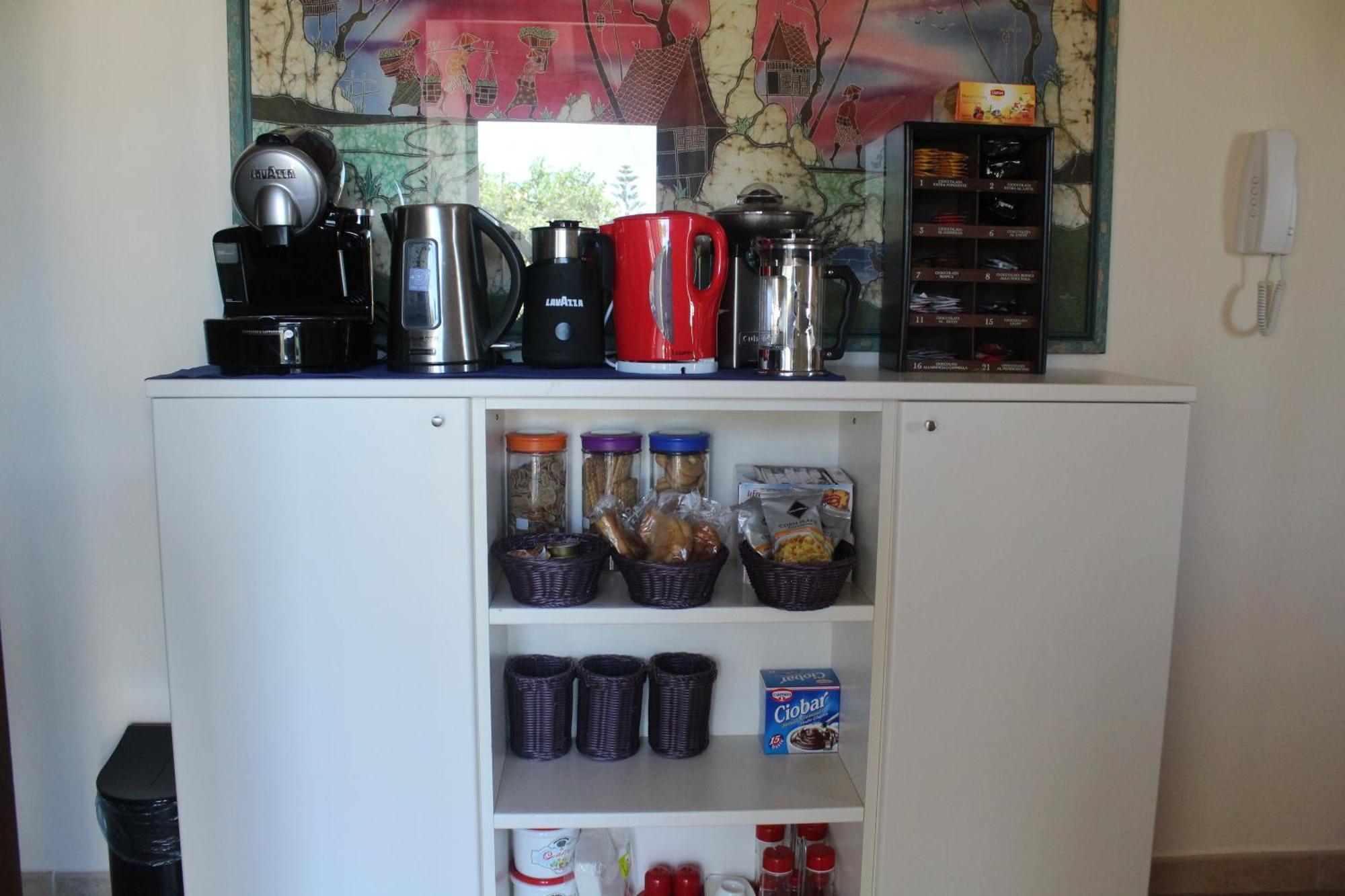 Los Flamingos Bed & Breakfast La Maddalena  Екстериор снимка