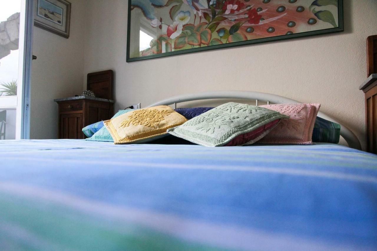 Los Flamingos Bed & Breakfast La Maddalena  Екстериор снимка