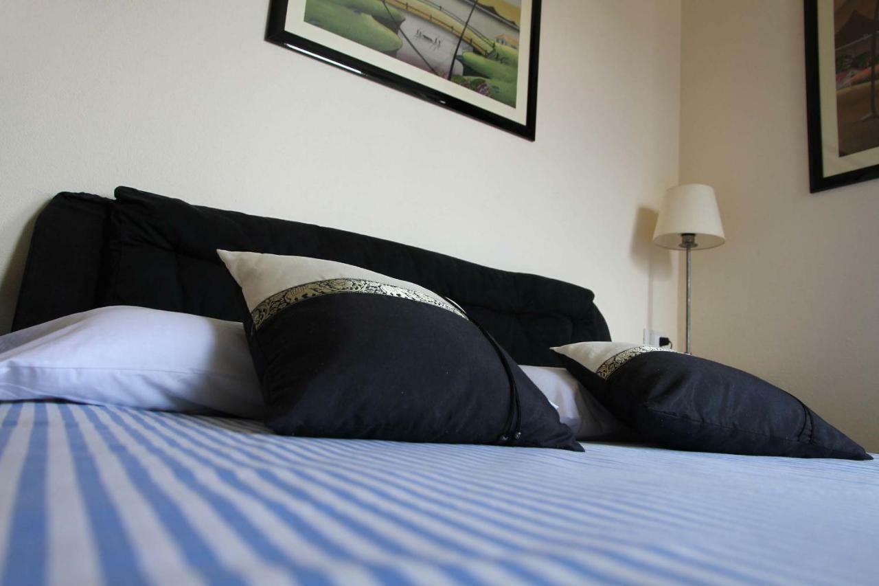 Los Flamingos Bed & Breakfast La Maddalena  Екстериор снимка