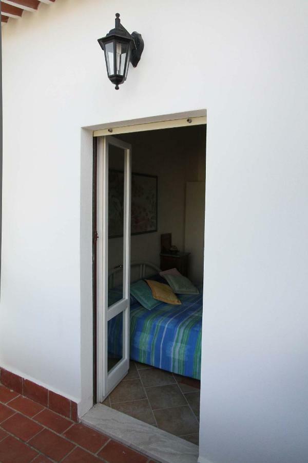 Los Flamingos Bed & Breakfast La Maddalena  Екстериор снимка