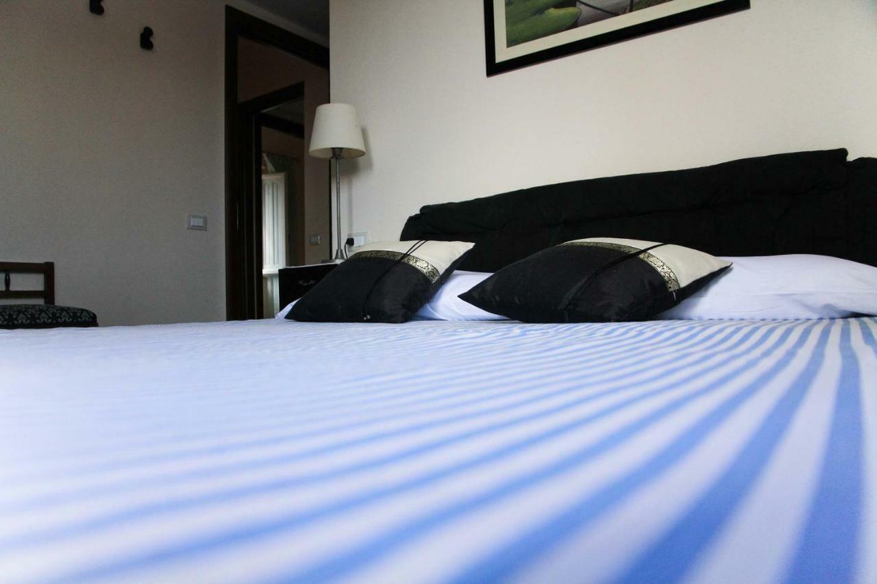 Los Flamingos Bed & Breakfast La Maddalena  Екстериор снимка